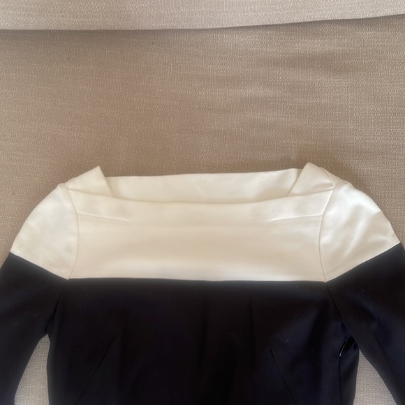 Trina Turk elegant, classic, cropped dress made of dense jersey lined - Picture 2 of 5